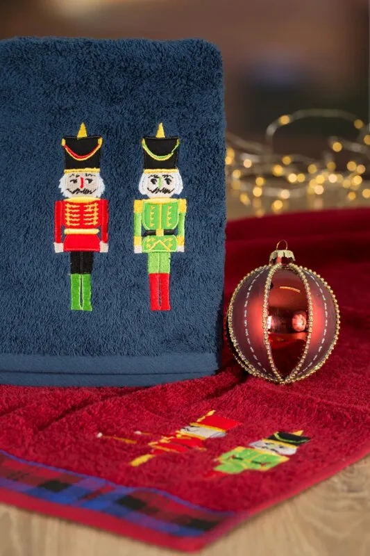 Peter ręcznik świąteczny dziadek do orzechów Eurofirany granatowy