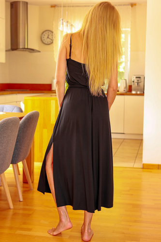 Grace Mirale – Długa sukienka z wiskozy z rozcięciem | Polska produkcja - czarny