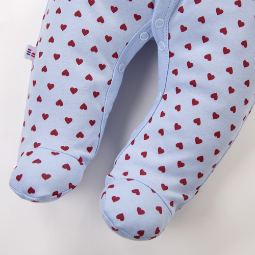 Pajac niemowlęcy Love Eevi niebieski w serduszka niedrapki 100% bawełna