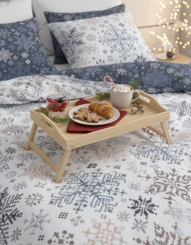 Scandic 077 Pościel świąteczna Scandic Faro biała i granatowa w śnieżynki– dwustronna bawełna 100%, zamek