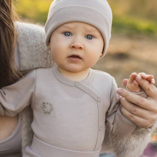 Merino Body rozpinane z wełny merynosów Eevi - beżowe