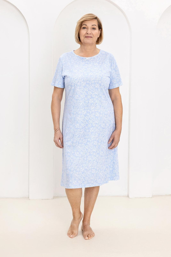 169 Koszula nocna Regina niebieska – bawełniana, kwiatowy wzór, półokrągły dekolt 