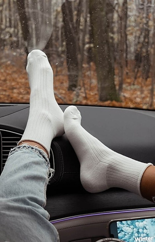 0071-005 Prążek półfrotta Skarpety damskie Milena - ecru