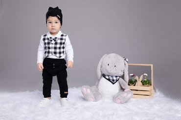 163353 Komplet czapka, apaszka, body i spodnie "Bunny Kratka" Nicol - czarny/biały