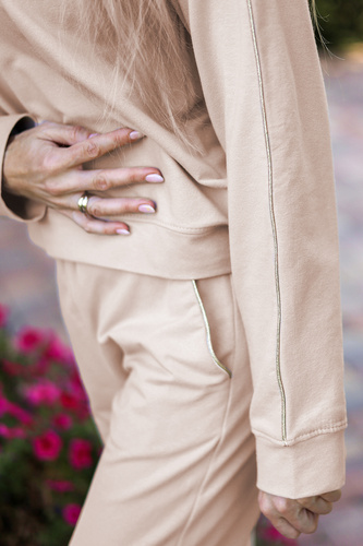 Maio dres damski Mirale bawełniany 95% bawełna 5% elastan, polska produkcja - elegancki komplet sportowy - beżowy