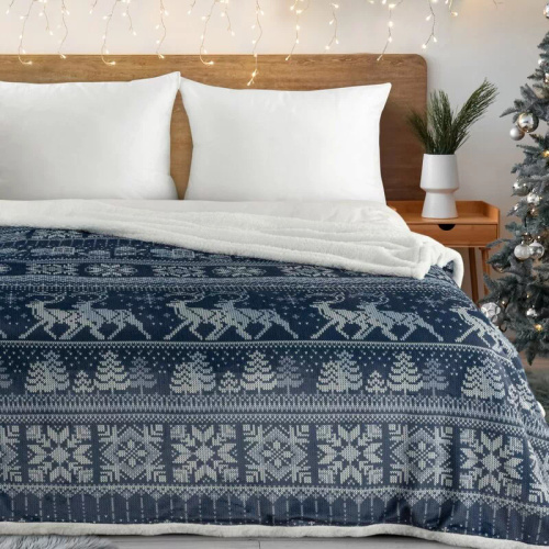 Koc świąteczny Eurofirany biały granatowy – miękka narzuta z mikrofibry, 240 g/m²