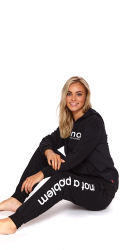 4133 Spodnie dresowe Doctor Nap - black