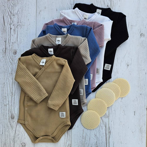 03249S "Natural Waffel" Body baby z długim rękawem Makoma stone 
