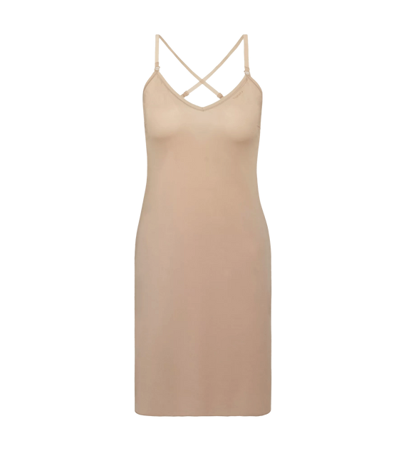 Body Make-Up T Dress 02 Halka modelująca Triumph - smooth skin