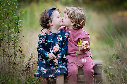 11190B "Maroon" Dres niemowlęcy Makoma