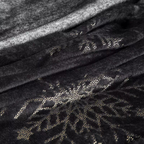 Koc świąteczny Eurofirany czarny złoty śnieżynki– miękka narzuta z mikrofibry, 240 g/m²