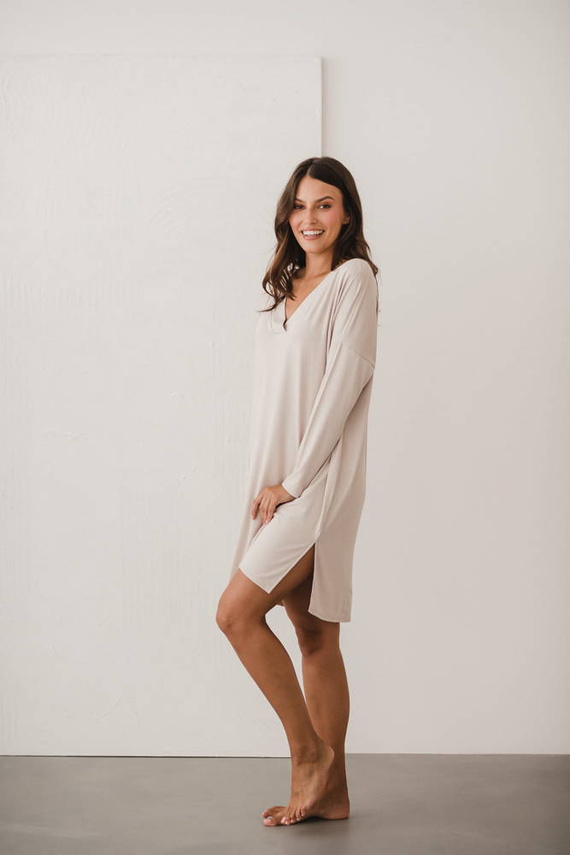 Moon bambusowa koszula nocna ciążowa i do karmienia długi rękaw Milk&Love jasny beż