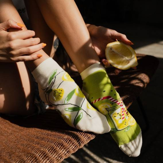 035 Zakostki Męskie Asymetryczne More - limonka 003