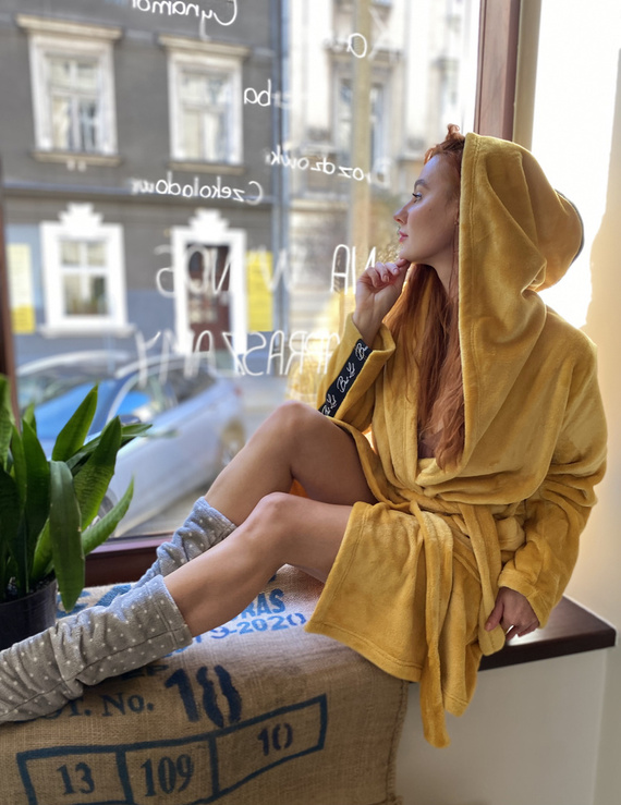 626 Abigail Krótki Szlafrok damski Forex - miodowy