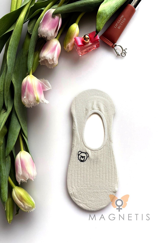 Baleriny damskie YN-251131 Magnetis – wiskozowe, prążkowane z silikonem na pięcie