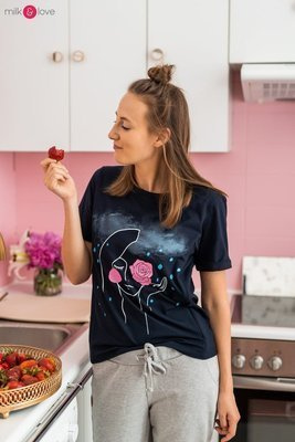 Bluzka do karmienia Boob Milk&Love ciemny granat z grafiką