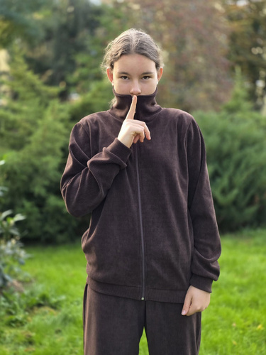 Bluza Peak Bambarillo na zamek z wysoką stójką w kolorze gorzkiej czekolady