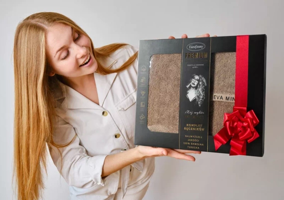 Venus 3 Komplet ręczników premium Eva Minge Eurofirany - pudrowy ciemny