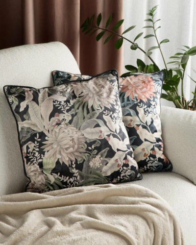 Velvet 113 poszewka welurowa kwiaty Eurofirany czarny/pomarańczowy