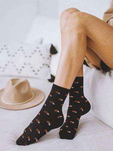 0200  Jeże Skarpety damskie Milena -czarny