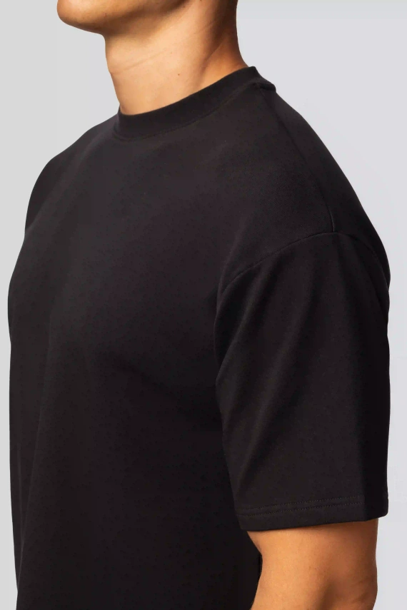 Męska koszulka bawełniana casual czarna – klasyczny krój, elastyczność i wygoda