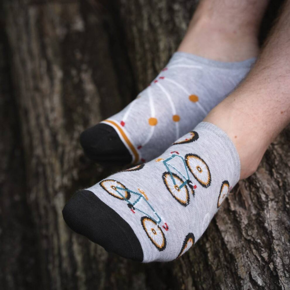 009 Skarpety Stopki Asymetryczne męskie More - 019 szary jasny melanż