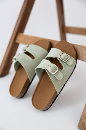 Klapki Isola Sensis – damskie klapki z regulowanymi paskami EVA