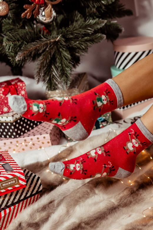 1283.002 Stojące Renifery Milena – Świąteczne skarpety damskie, Czerwony