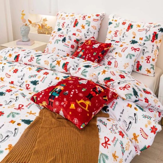 Merry Cozy Pościel świąteczna biały miś Spod Igły i Nitki– mikrofibra pluszowa 210 g/m²