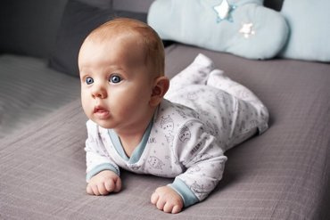 02221 "SWEET DREAMS" Pajacyk niemowlęcy Makoma