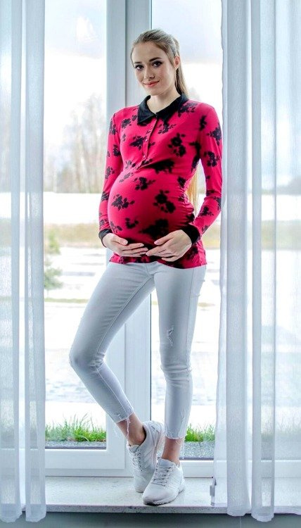 012 Bluzka ciążowa Polo długi rękaw MIRACLE- bordowa- czarne kwiaty