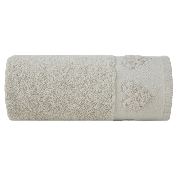 Kamila ręcznik serca wypełnione różyczkami Eurofirany srebrny 