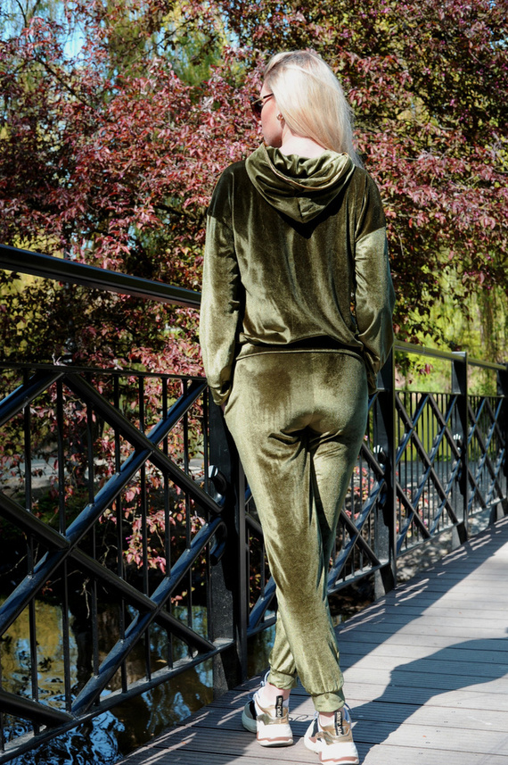 Dollien Khaki Dresowy komplet damski Merribel