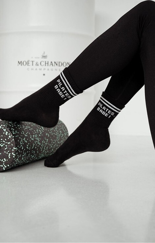 0200-189 Pilates Babe! Skarpetki damskie Milena czarny – bawełniane