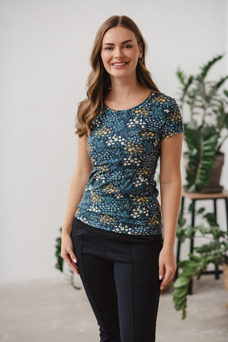 Milk Shirt Bluzka do karmienia i ciążowa z krótkim rękawem Milk&Love łąka na granatowym