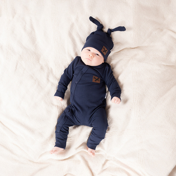 219032 Willy Pajac niemowlęcy Nicol – bawełna, granatowy prążkowany