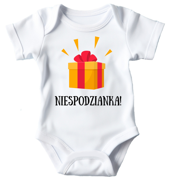 SKU A008 "Niespodzianka z prezentem" Body krótki rękaw Moocha biały