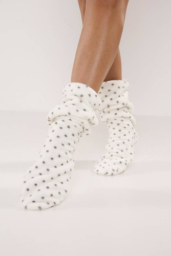 553/554 Wellsoft Gładkie skarpetki do spania De Lafense - ecru małe kropki