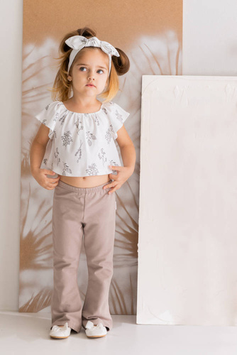 183139 Bluzka bawełniana z krótkim rękawem "Gaja" Nicol - kremowy