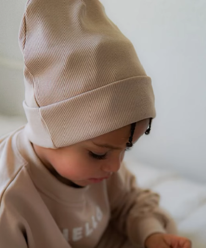 Beanie czapka dziecięca w prążek Yosoy - karmelowy