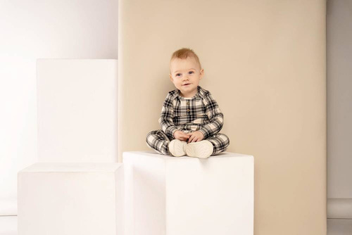 163614 Spodnie niemowlęce "Magia Świąt" Nicol - kratka: czarny, beżowy