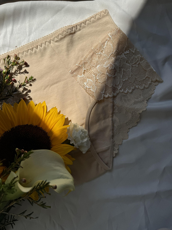 530 Iness Figi wysokie De lafense - beżowy