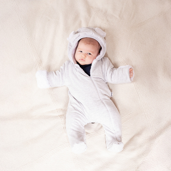 219270 Willy pajac dresowy ocieplany Nicol – szary z luną i uszkami