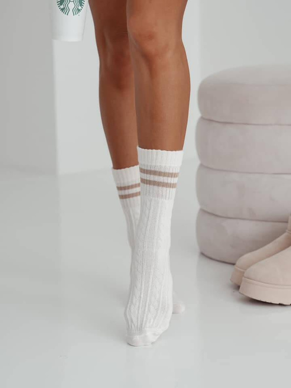 1542-001 Warkocz Skarpety damskie Milena - ecru