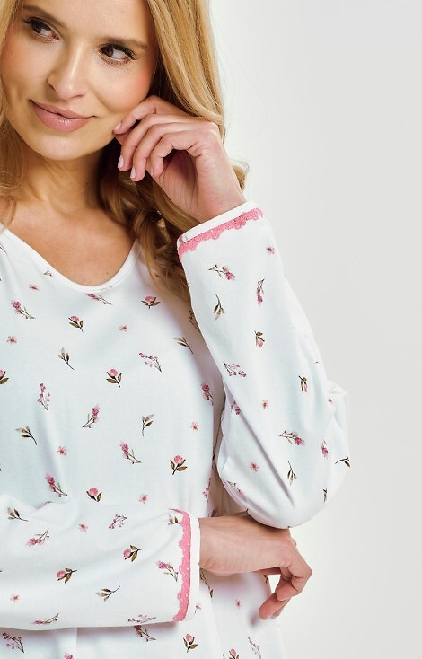 3433 Elodie Koszula nocna damska Taro biała – bawełniana w kwiaty