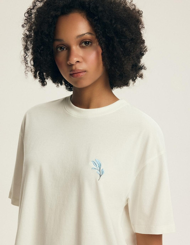 Piżama 44485 Estes kremowa Henderson – Bawełniana, krótki rękaw, haft roślinny