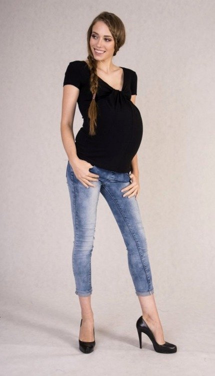 951 Bluzka ciążowa z krótkim rękawkiem MIRACLE- czarna 