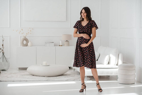 Lovely Dress Midi sukienka ciążowa i do karmienia krótki rękaw Milk&Love navy w różyczki