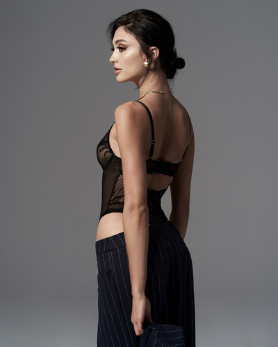 Body Perisia Teddy Obsessive czarne koronkowe z fiszbinami otwarte