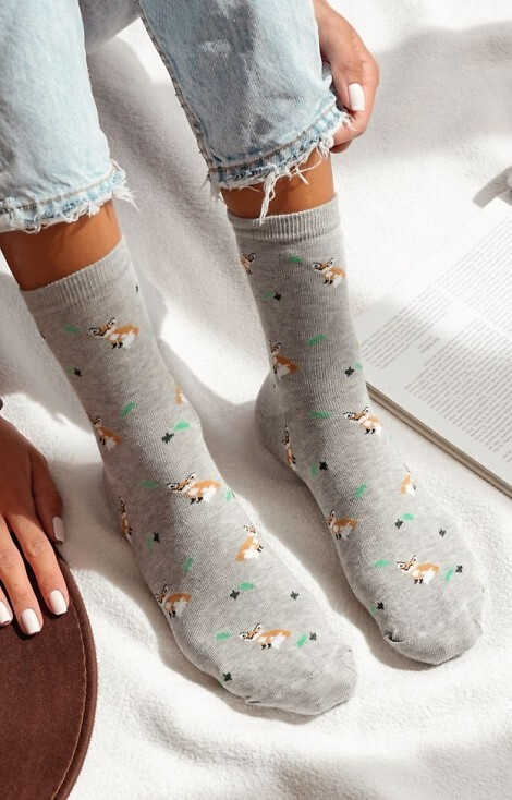 0200-182 Lisy i Liście Skarpety damskie Milena – bawełniane- jasny melanż